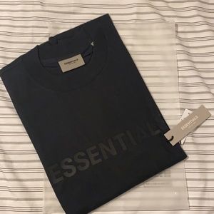 FEAR OF GOD Essentials Longsleeve